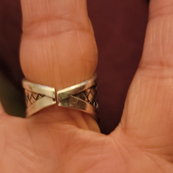 925 SS RING - Picture 2 of 5